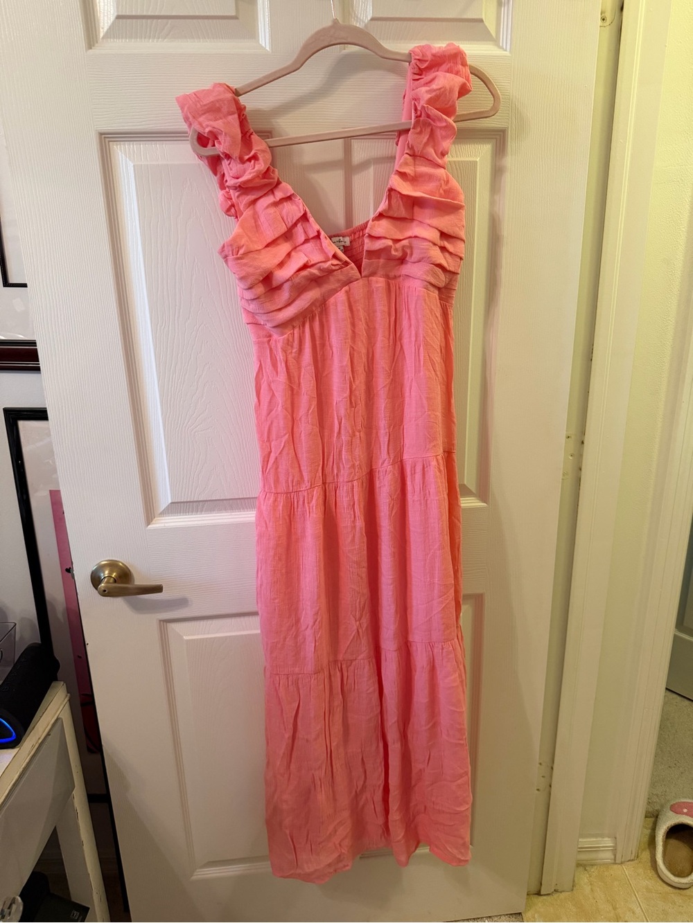 Sleeveless Pink Ruffled V-Neck Maxi Dress